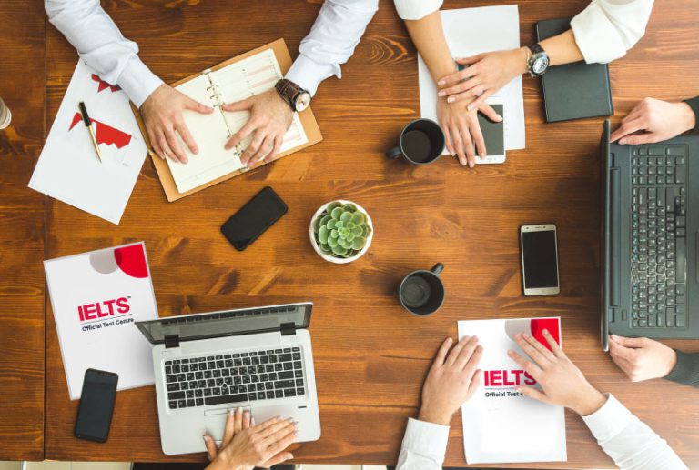 آیلتس کامپیوتری و کاغذی